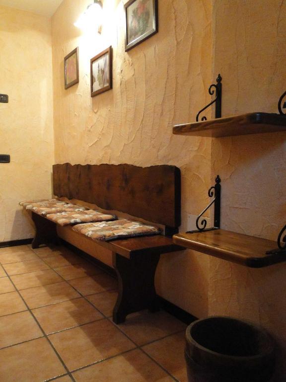 Residence Trompe-L'Oeil Champoluc Ruang foto